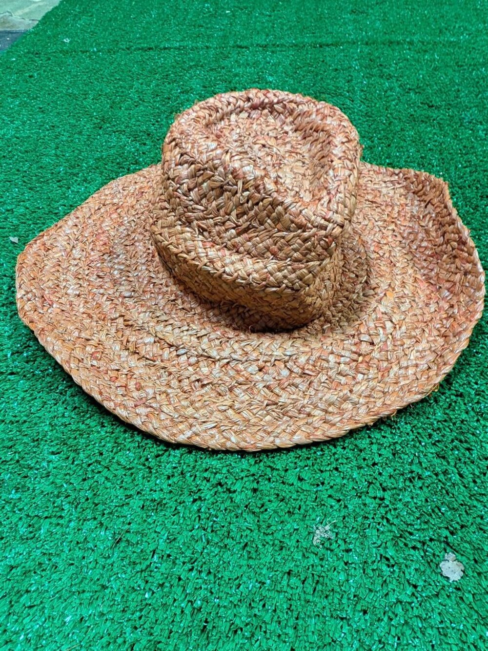 NWT Billabong Straw Hat